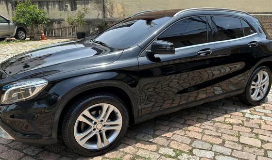 MERCEDES-BENZ GLA 200 1.6 CGI ENDURO 16V TURBO FLEX 4P AUTOMÁTICO
